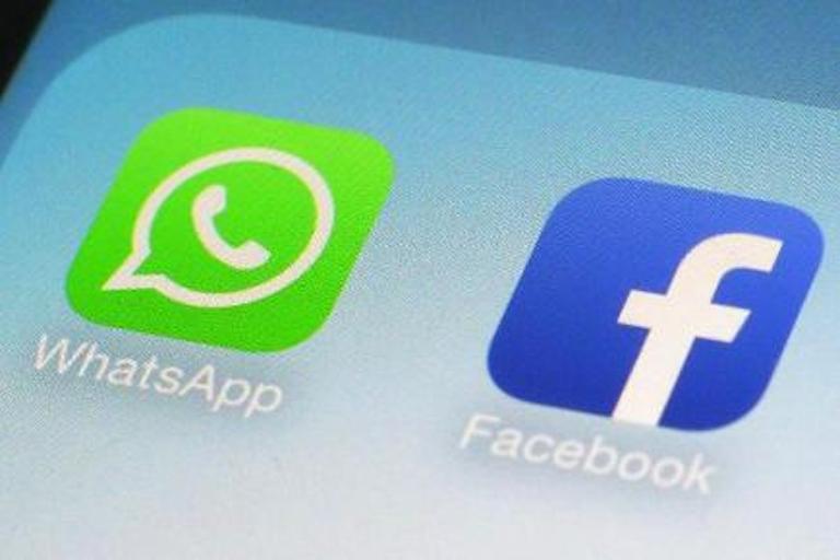 Facebook buys WhatsApp